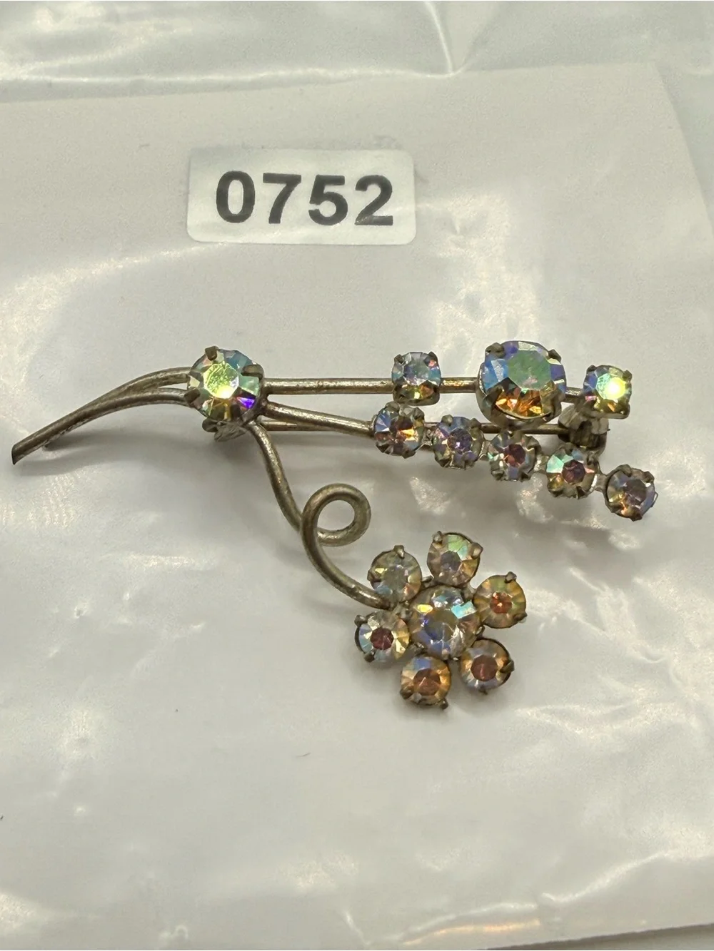 Vintage 1950s Austria Crystal‎ Rhinestone Brooch